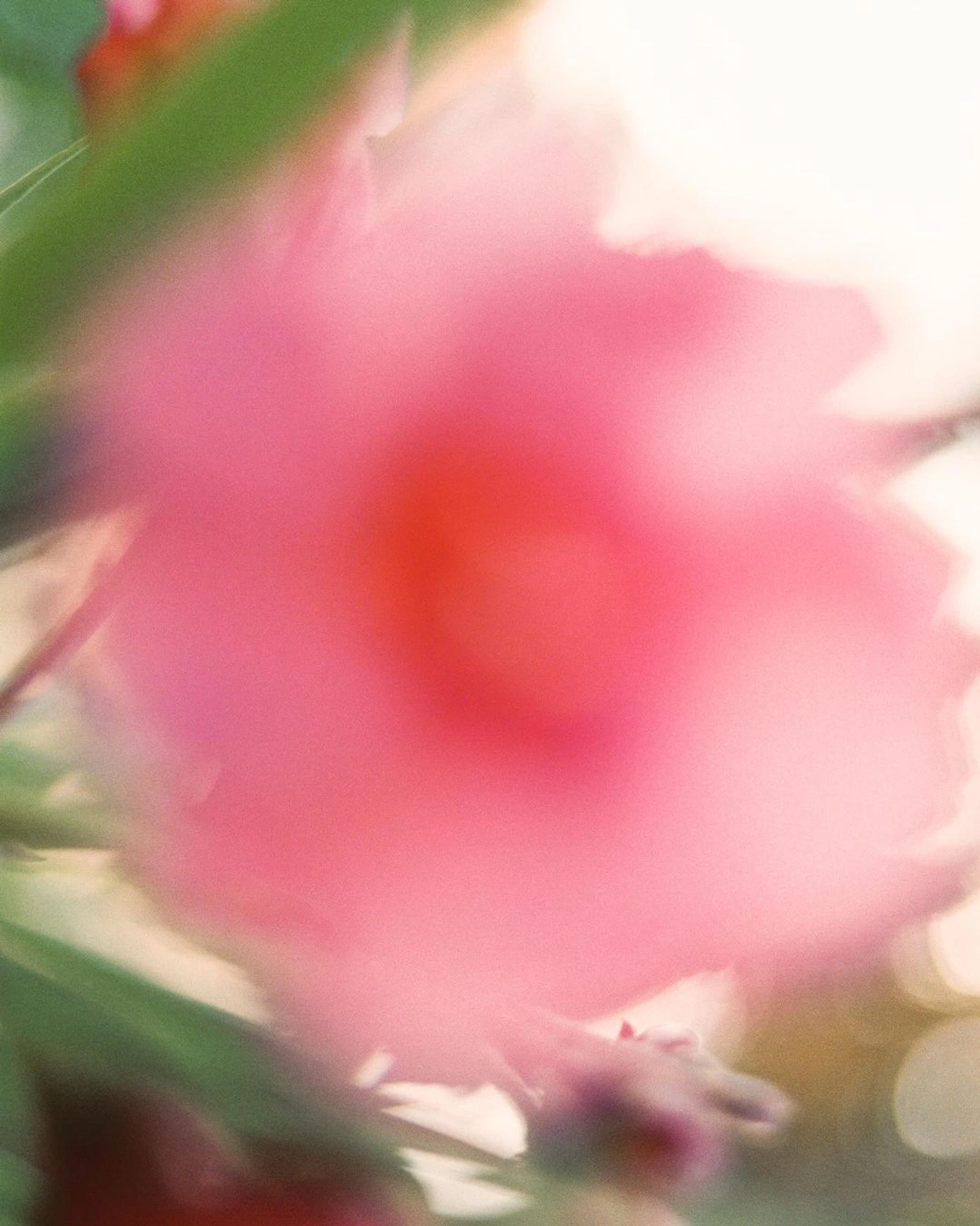 How to Pick the Right Merch Manufacturer: Quality, Price, and Reliability